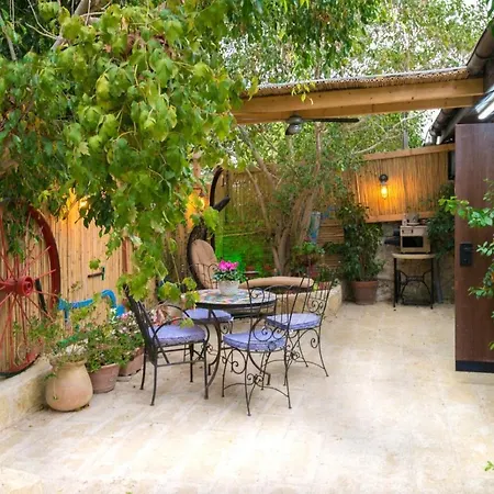 Farmer'S Suite Room Bat Shlomo Exterior photo